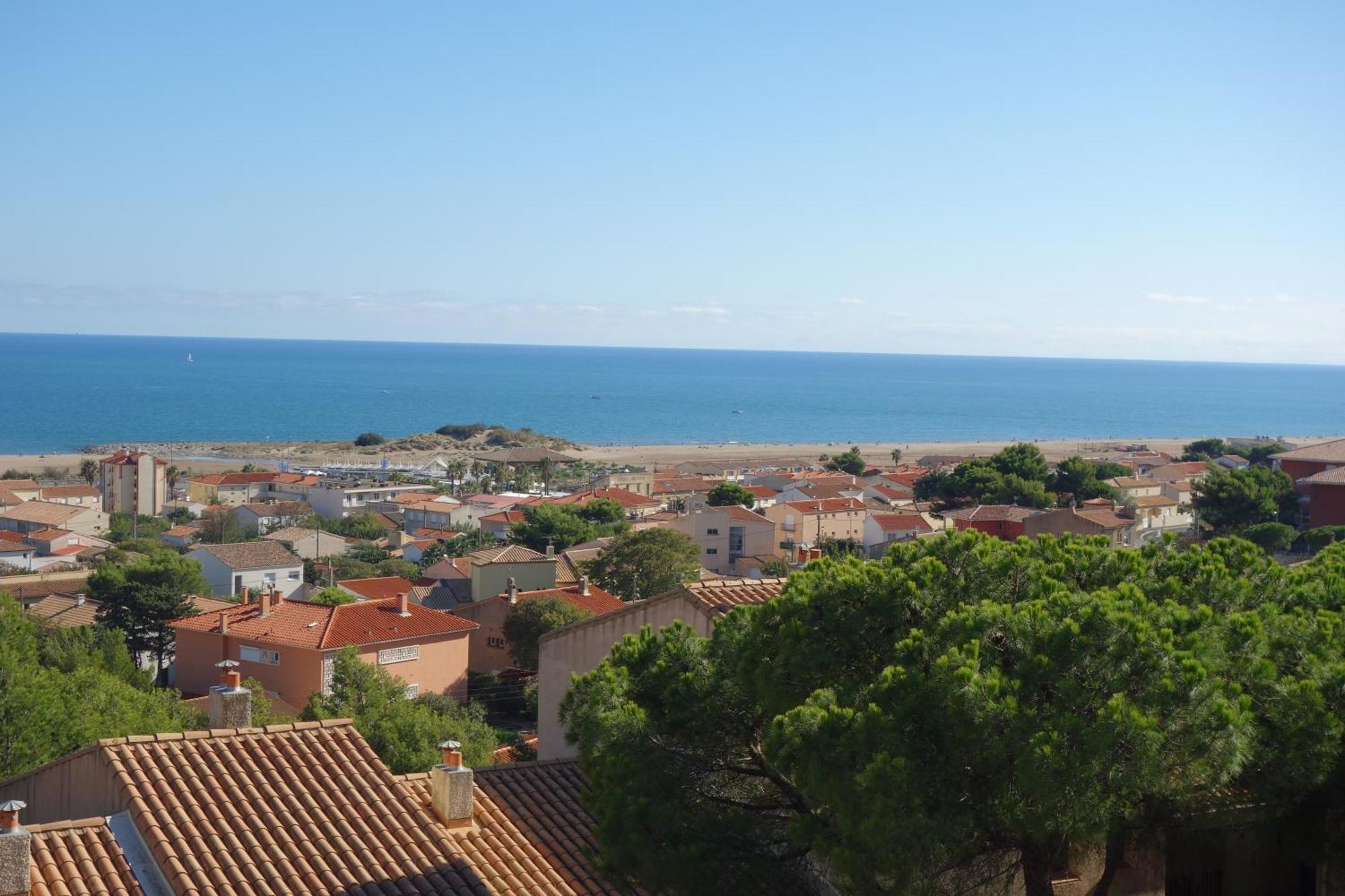 Aparthotel Ulvf Les Romarins Fleury  Exterior foto